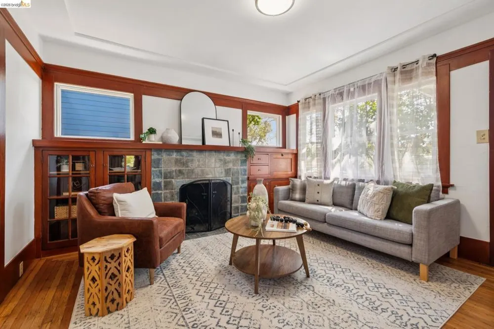 2421 9Th St Berkeley, CA 94710