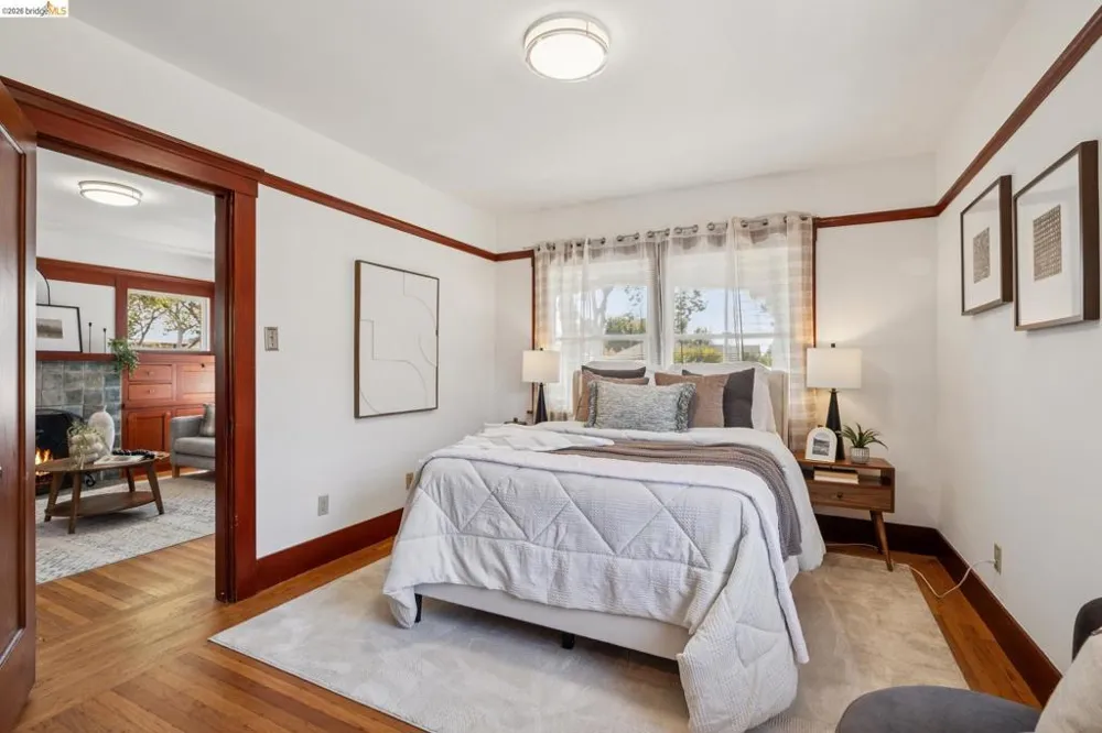 2421 9Th St Berkeley, CA 94710
