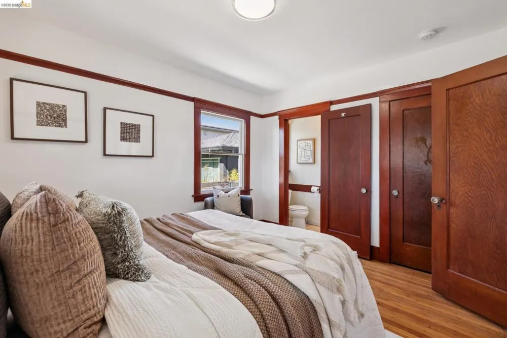 2421 9Th St Berkeley, CA 94710