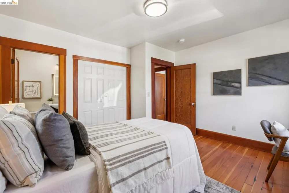 2421 9Th St Berkeley, CA 94710