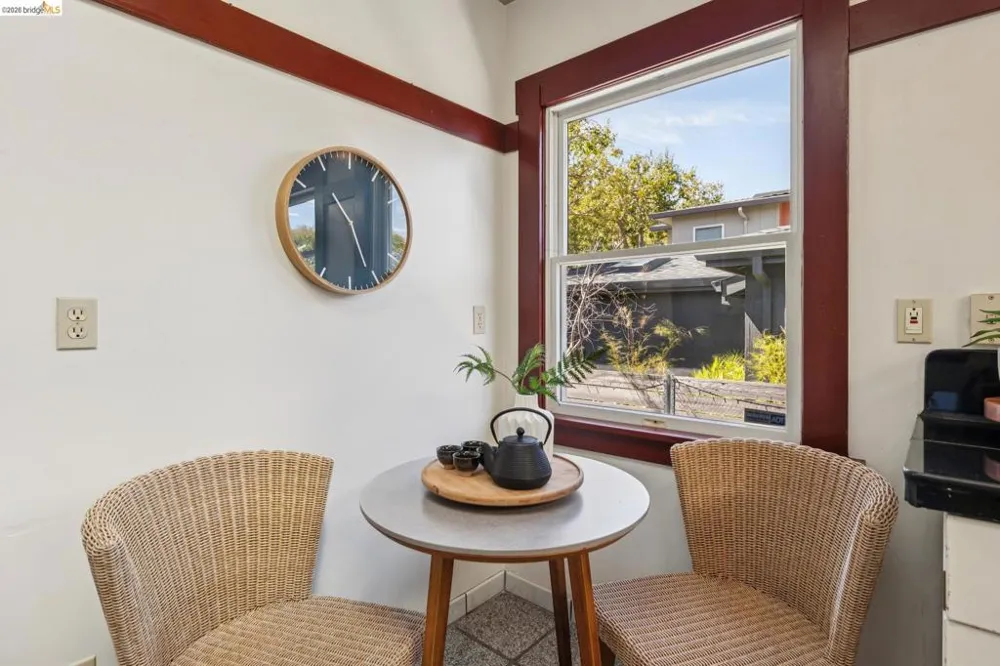 2421 9Th St Berkeley, CA 94710