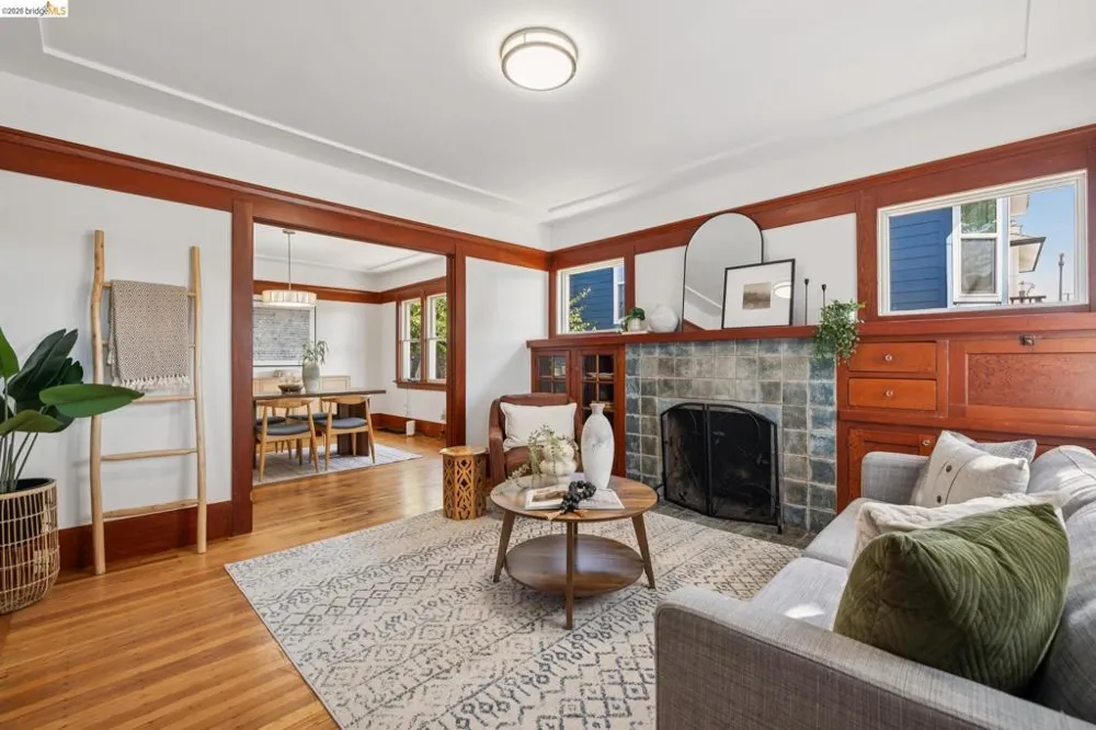 2421 9Th St Berkeley, CA 94710