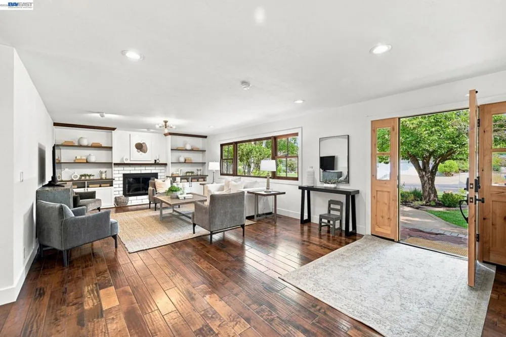 14 Liberta Court Danville, CA 94526