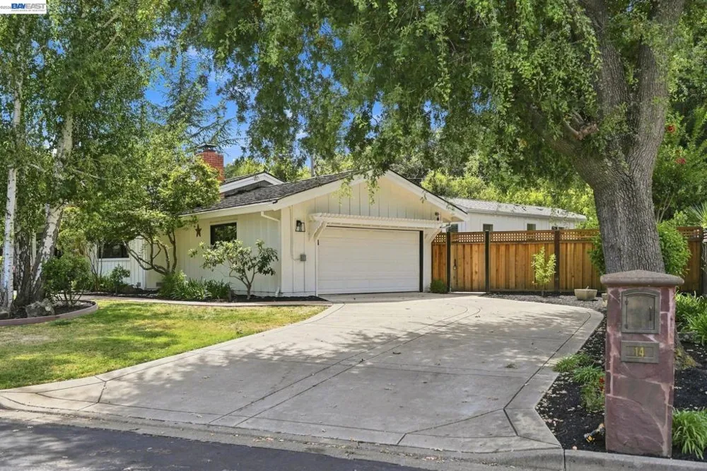 14 Liberta Court Danville, CA 94526