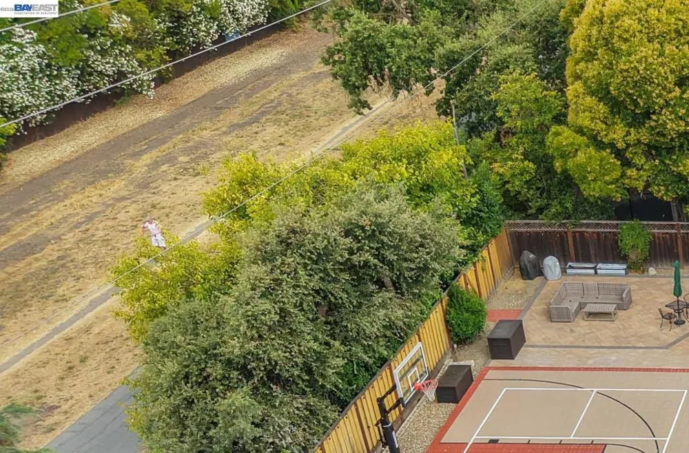 14 Liberta Court Danville, CA 94526