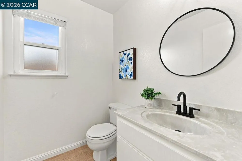 364 Flaming Oak Dr Pleasant Hill, CA 94523