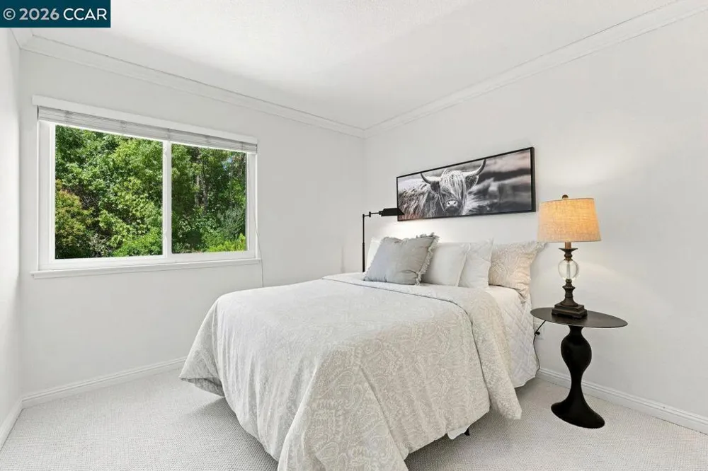 364 Flaming Oak Dr Pleasant Hill, CA 94523