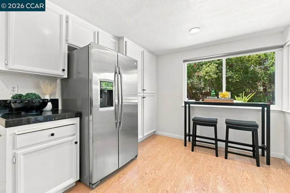364 Flaming Oak Dr Pleasant Hill, CA 94523