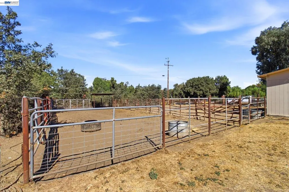 5940 Victoria Ln Livermore, CA 94550