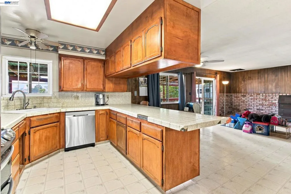 5940 Victoria Ln Livermore, CA 94550