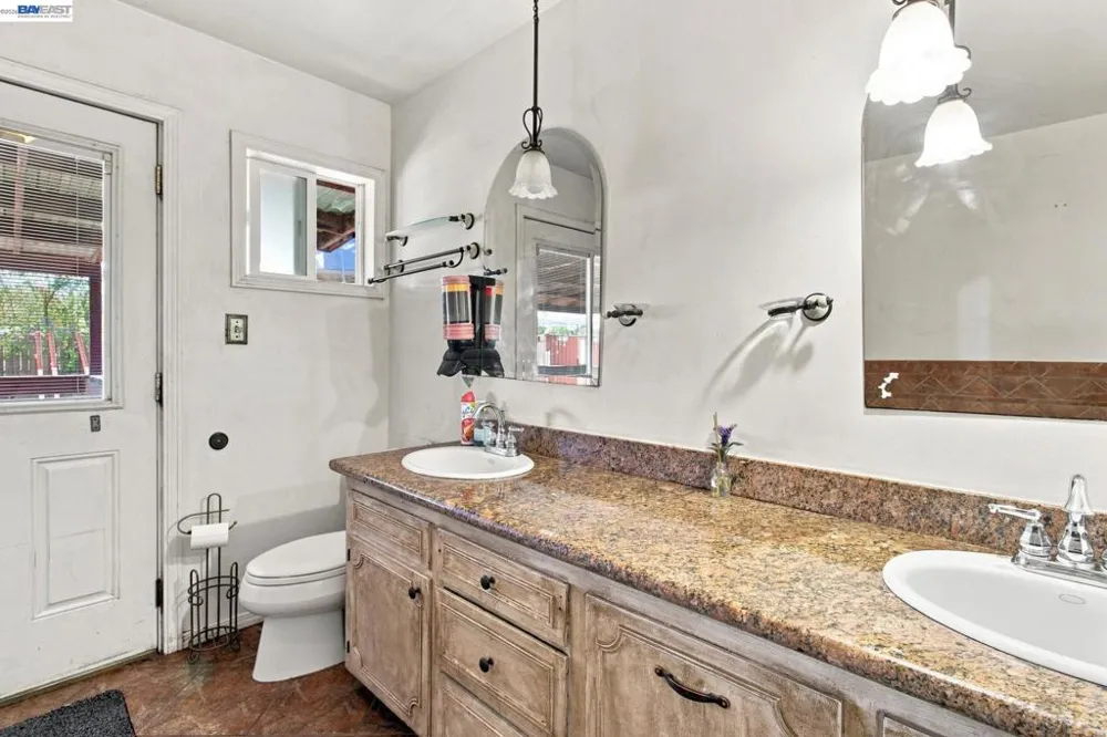 5940 Victoria Ln Livermore, CA 94550