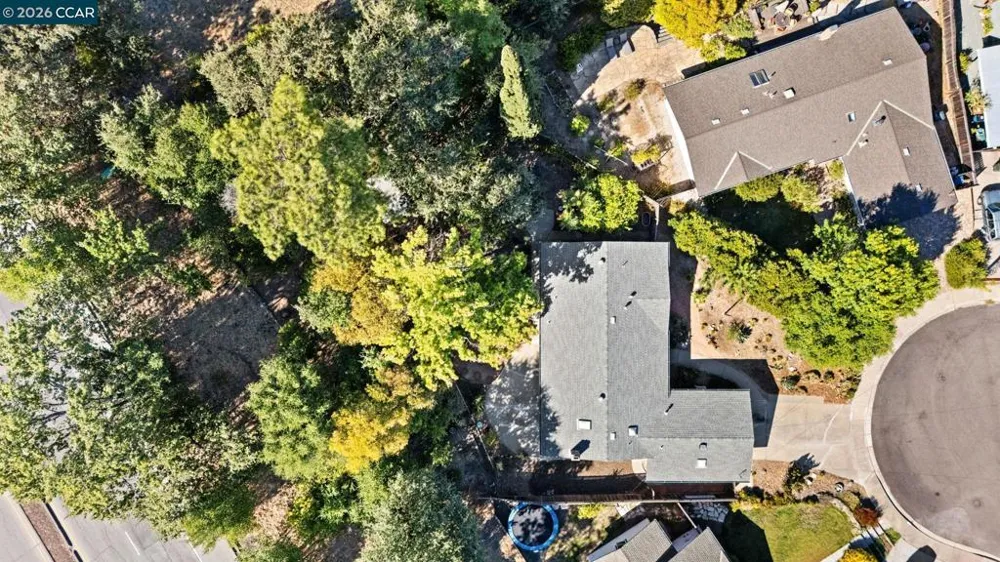37 Cornell Ct Pleasant Hill, CA 94523