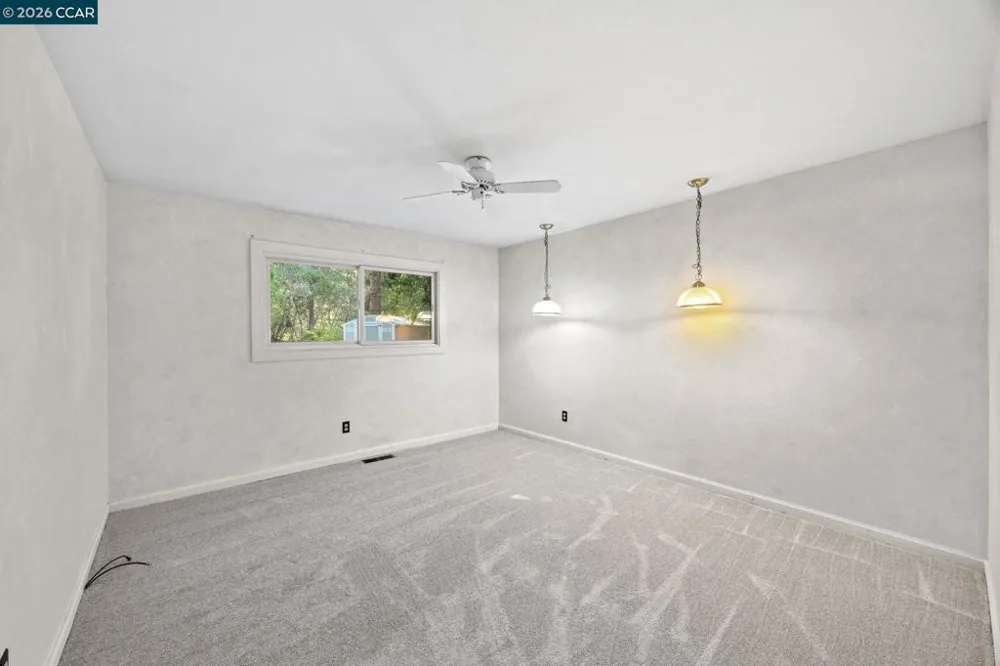 37 Cornell Ct Pleasant Hill, CA 94523