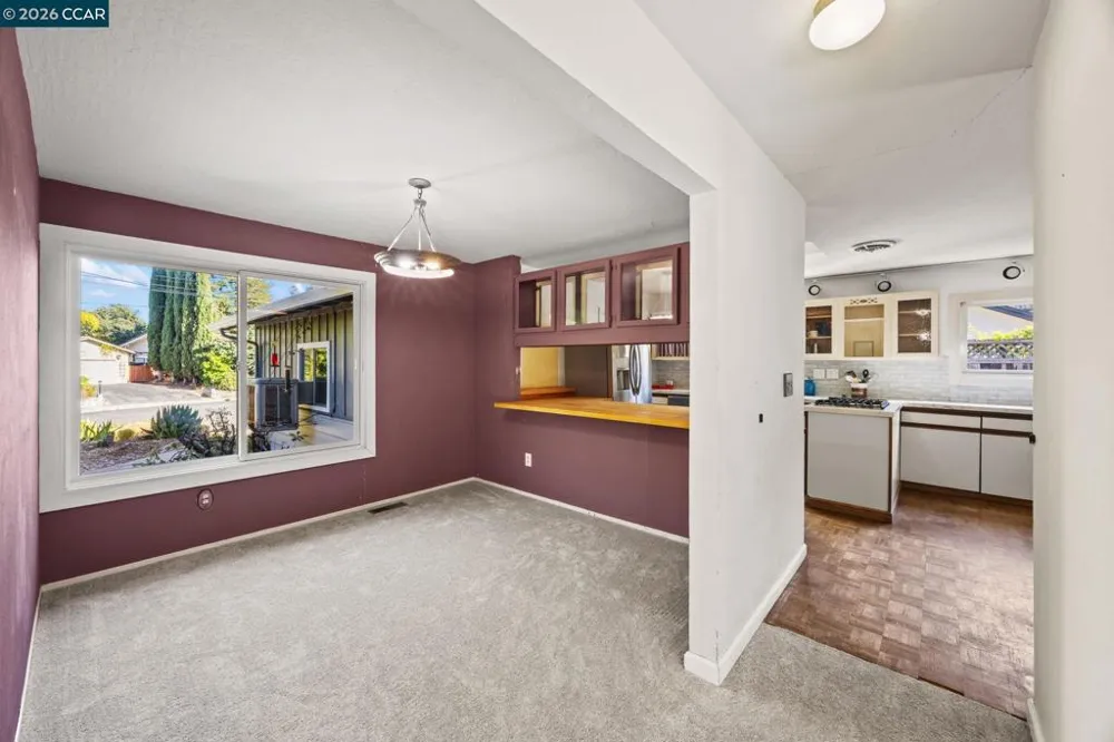 37 Cornell Ct Pleasant Hill, CA 94523