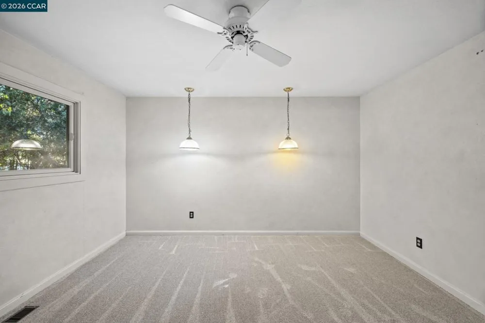 37 Cornell Ct Pleasant Hill, CA 94523