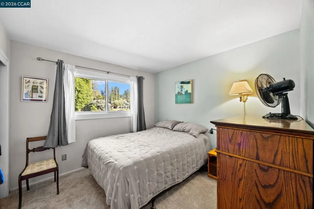 37 Cornell Ct Pleasant Hill, CA 94523
