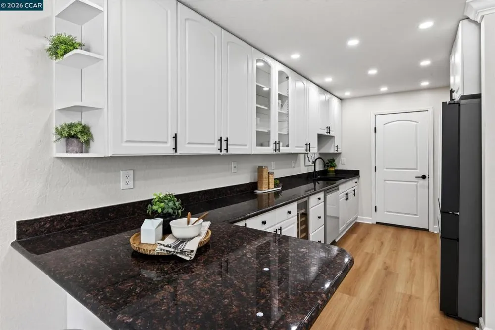 584 Mission Pl Danville, CA 94526