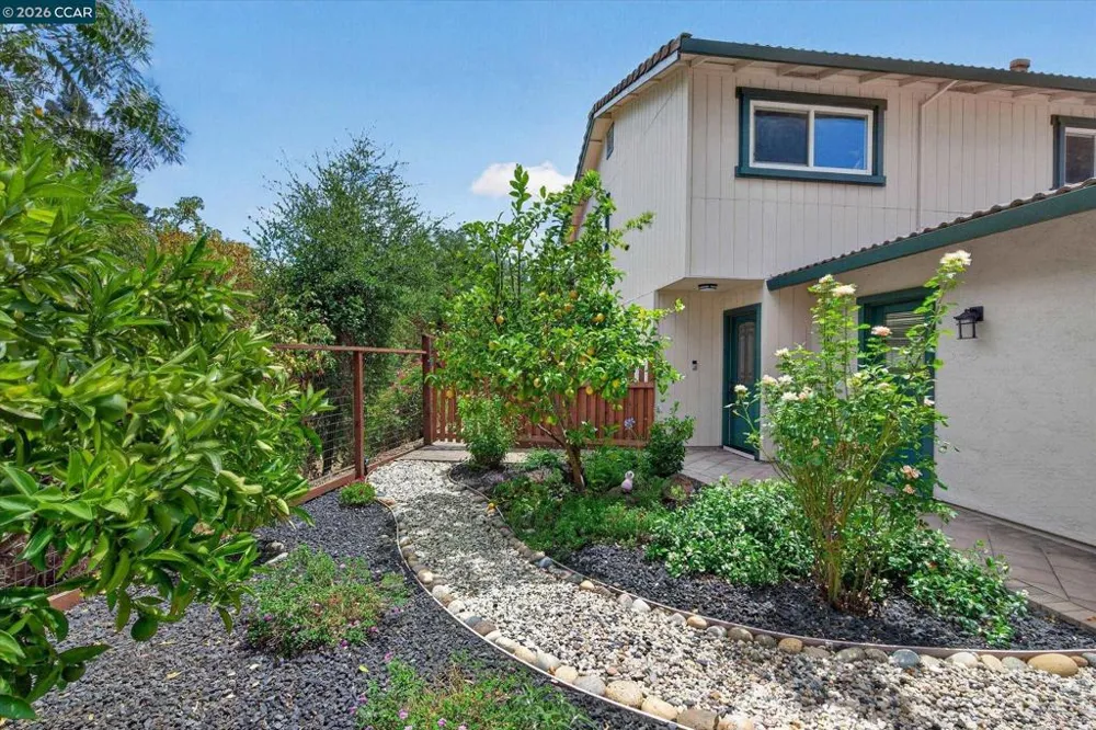 584 Mission Pl Danville, CA 94526