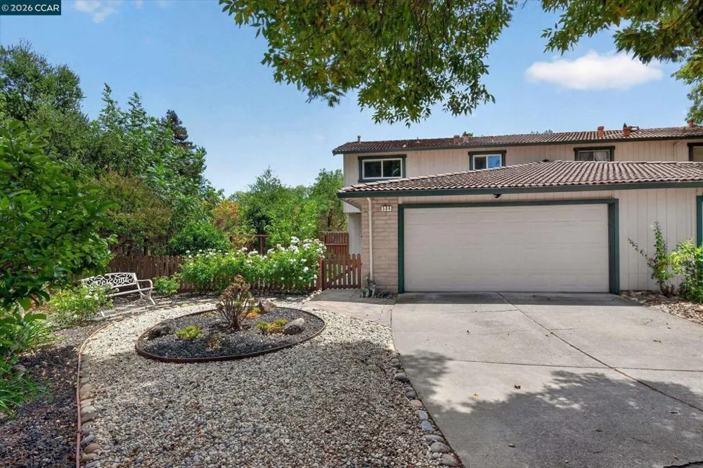 584 Mission Pl Danville, CA 94526