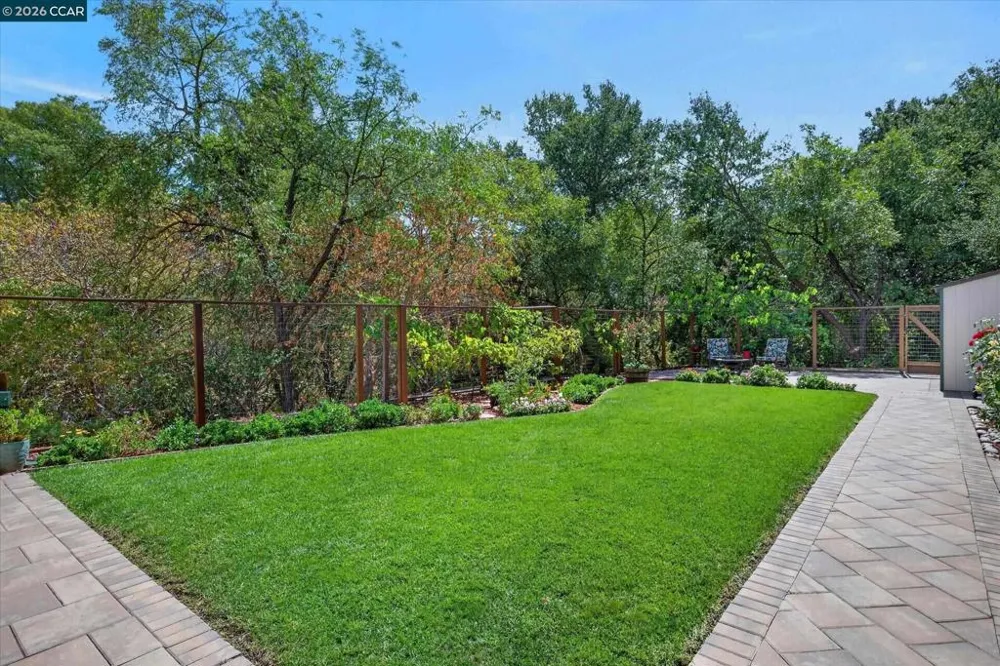 584 Mission Pl Danville, CA 94526