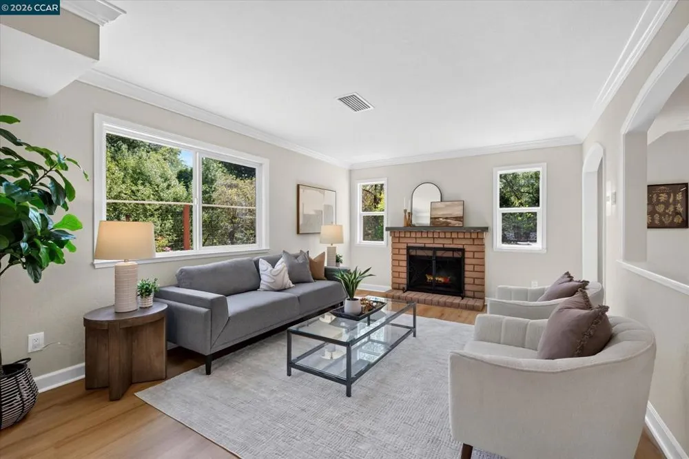584 Mission Pl Danville, CA 94526