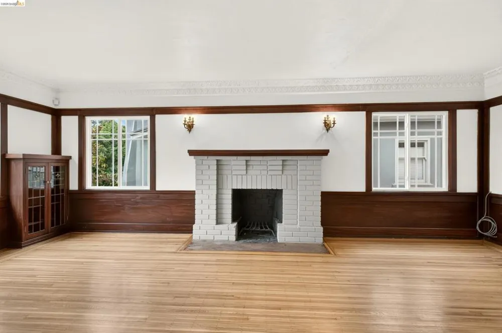 846 Mandana Blvd Oakland, CA 94610