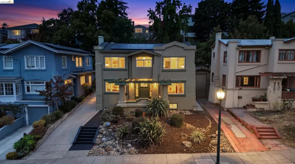 846 Mandana Blvd Oakland, CA 94610