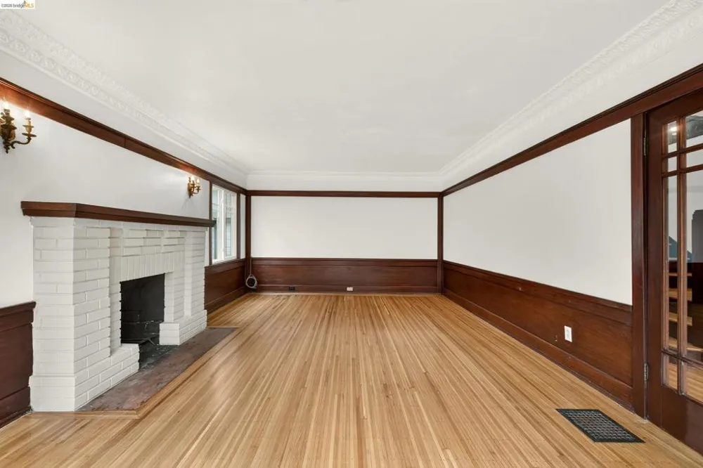 846 Mandana Blvd Oakland, CA 94610