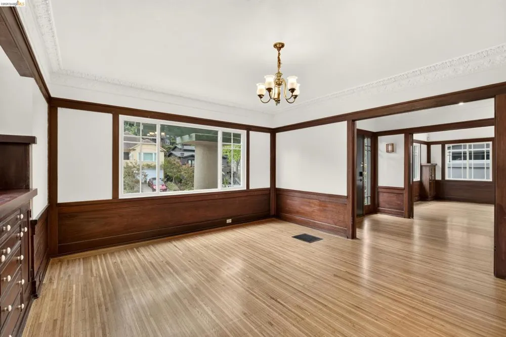 846 Mandana Blvd Oakland, CA 94610