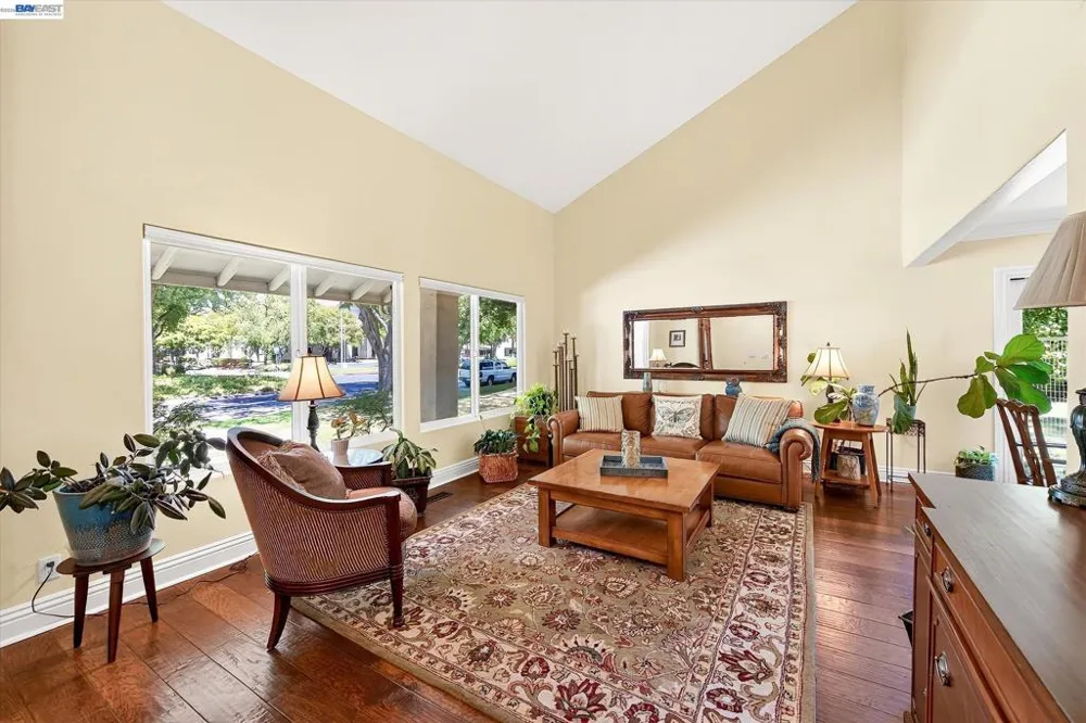 4576 Del Valle Pkwy Pleasanton, CA 94566