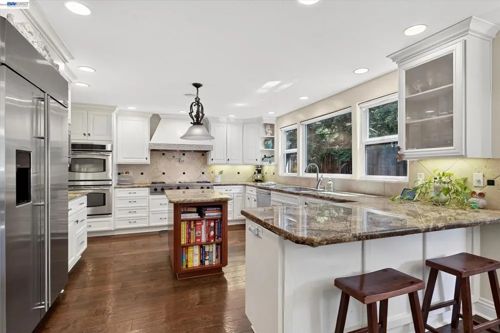 4576 Del Valle Pkwy Pleasanton, CA 94566
