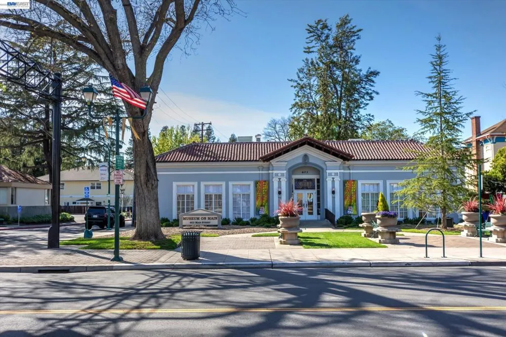 4576 Del Valle Pkwy Pleasanton, CA 94566