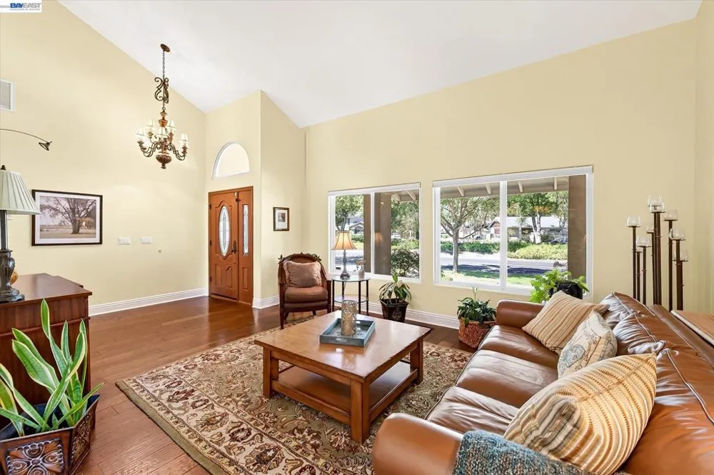 4576 Del Valle Pkwy Pleasanton, CA 94566