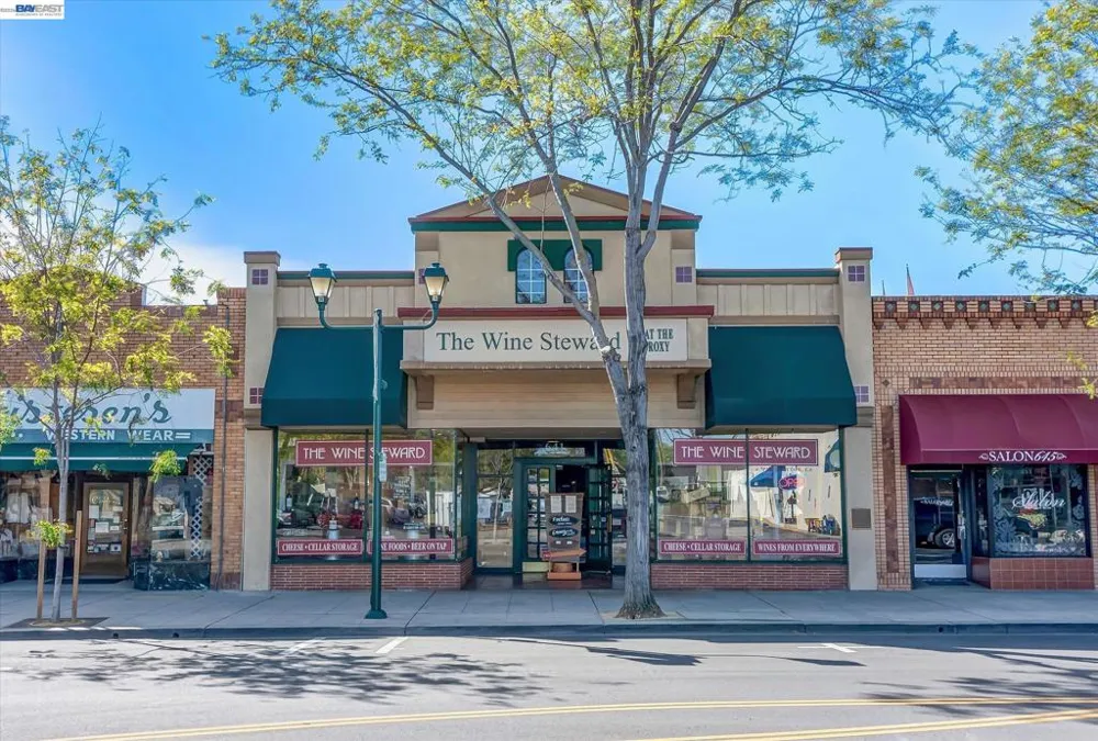 4576 Del Valle Pkwy Pleasanton, CA 94566