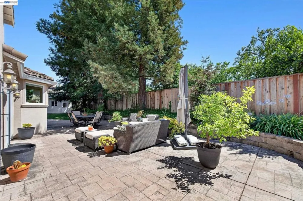 4576 Del Valle Pkwy Pleasanton, CA 94566