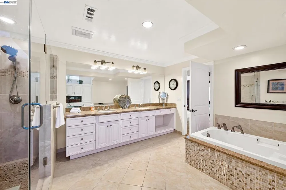 4576 Del Valle Pkwy Pleasanton, CA 94566