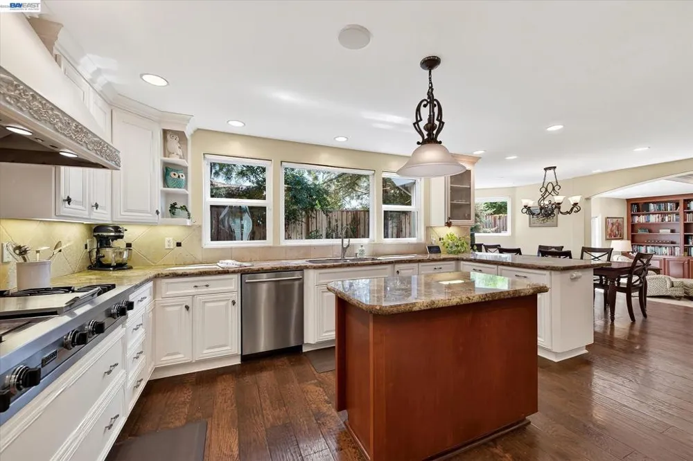 4576 Del Valle Pkwy Pleasanton, CA 94566