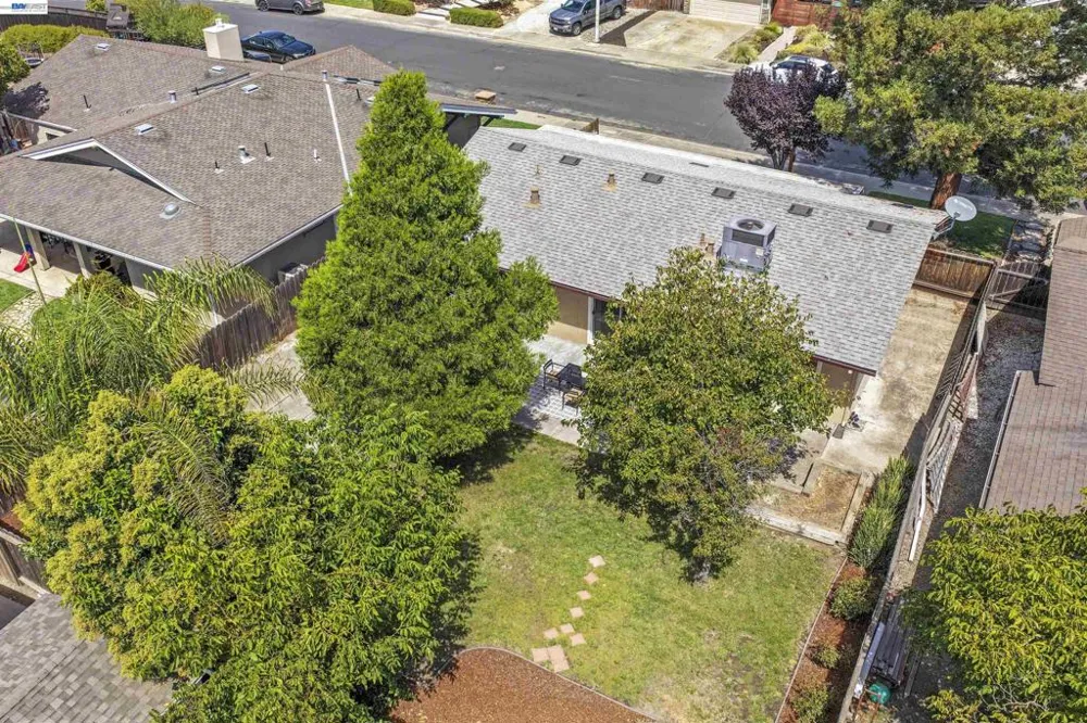 5253 Iris Way Livermore, CA 94551