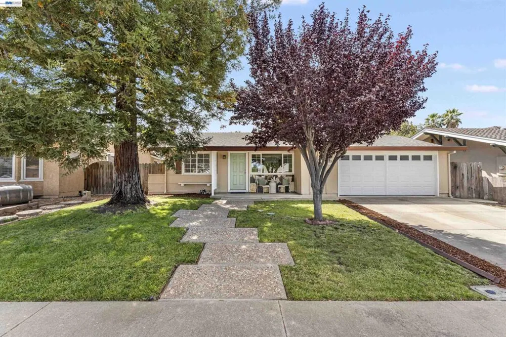 5253 Iris Way Livermore, CA 94551