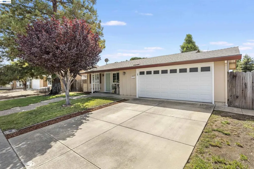 5253 Iris Way Livermore, CA 94551