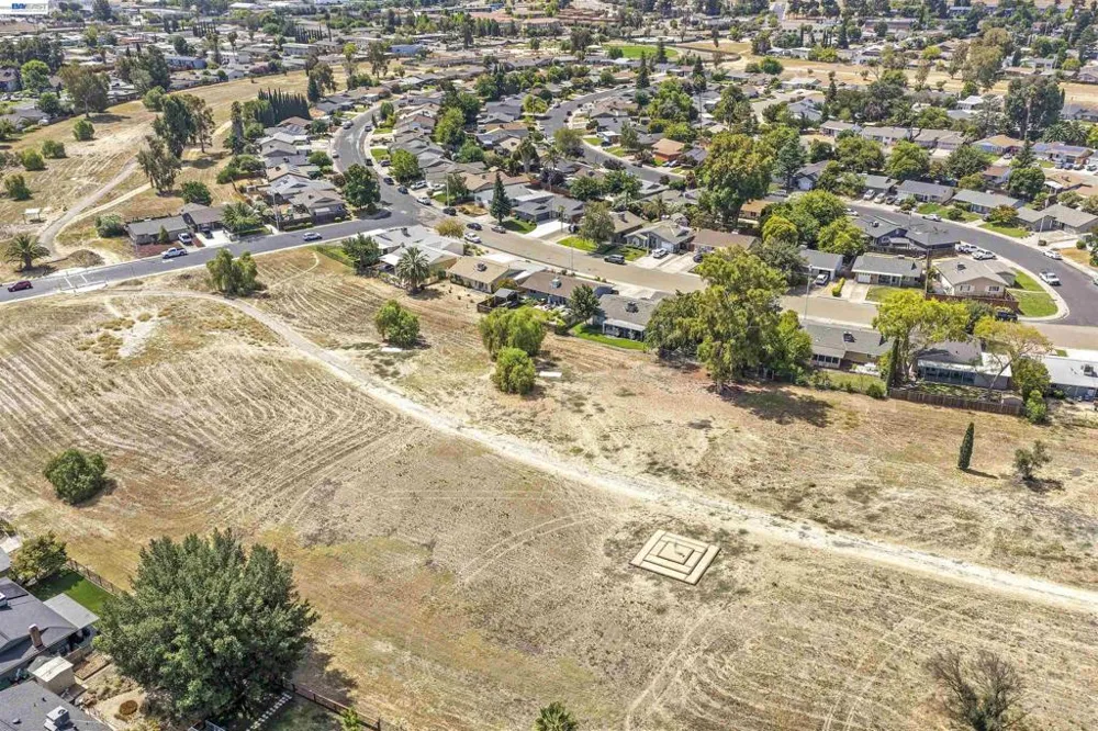 5253 Iris Way Livermore, CA 94551