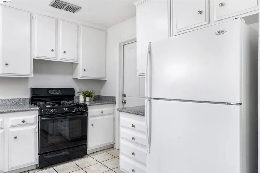 5253 Iris Way Livermore, CA 94551