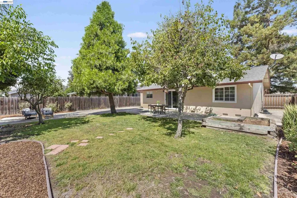 5253 Iris Way Livermore, CA 94551