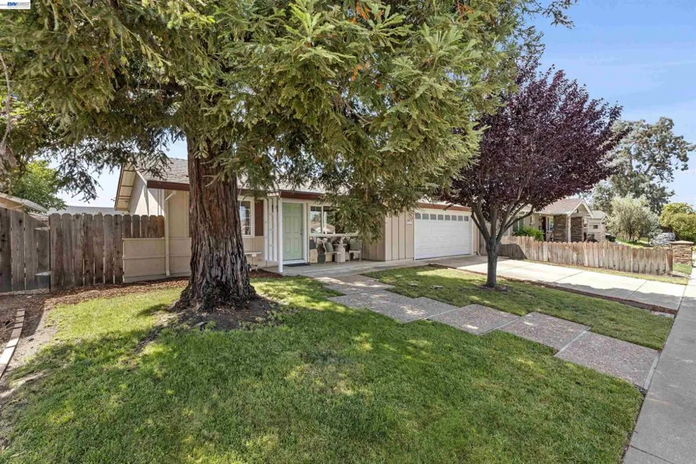 5253 Iris Way Livermore, CA 94551