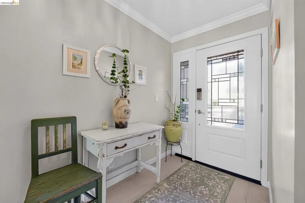 2608 Saklan Indian Drive ##3, Entry 4 Walnut Creek, CA 94595