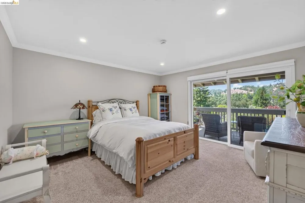 2608 Saklan Indian Drive ##3, Entry 4 Walnut Creek, CA 94595