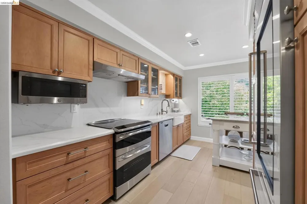 2608 Saklan Indian Drive ##3, Entry 4 Walnut Creek, CA 94595
