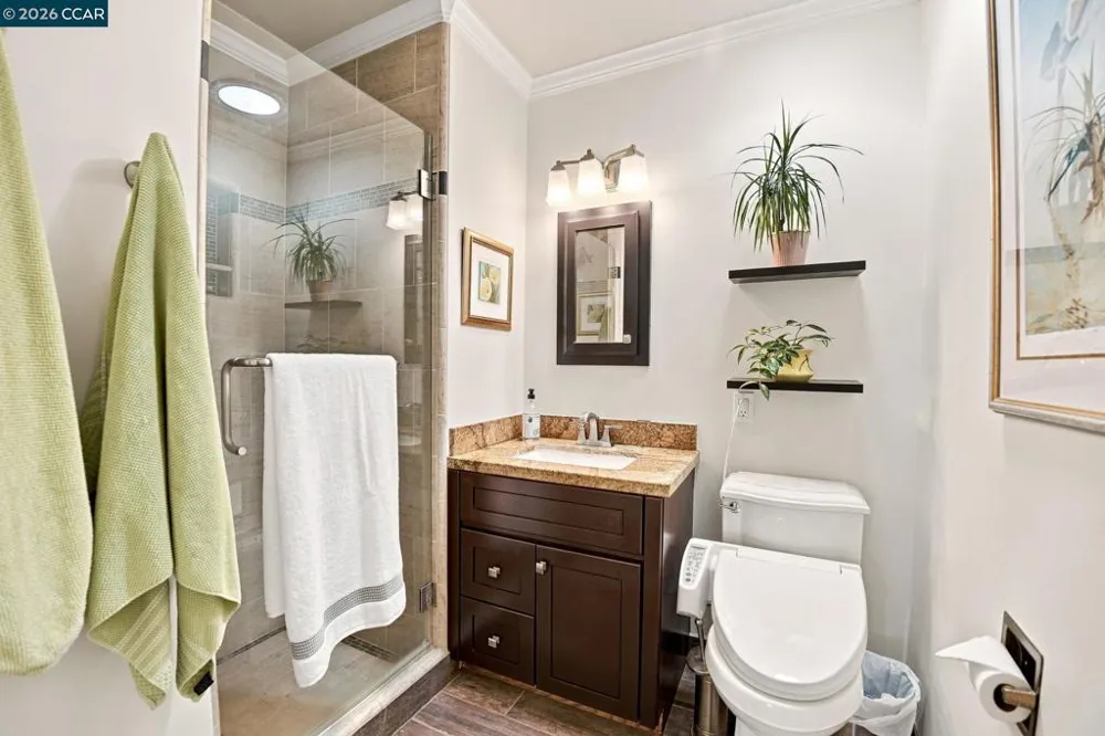 1445 Bassett Dr Concord, CA 94521