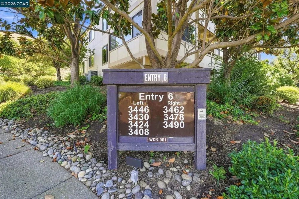 3462 ROSSMOOR PKWY #1 Walnut Creek, CA 94595