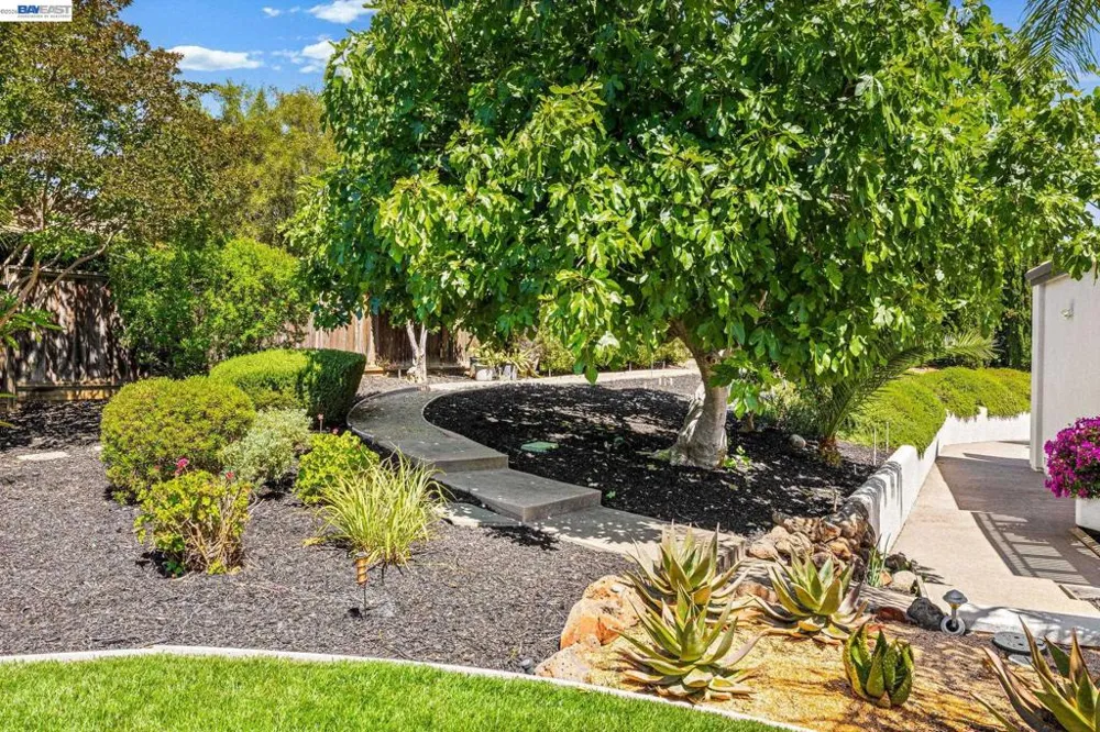 2338 Victoria Ct Livermore, CA 94550